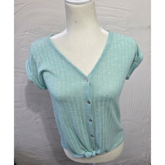 No Boundaries Light Blue Short Sleeve Women's Shirt Size Small - Picture 8 of 8